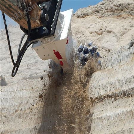 安徽黄山引水洞铣挖机混凝土铣挖机*