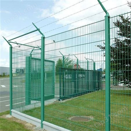 驰庭道路圈地隔离防护围栏网 隔离栅圈地围栏网