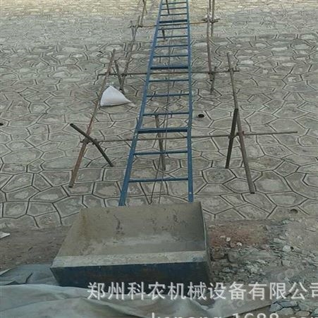 郑州科农  建筑用斜坡混凝土运送上料机  上料速度快 高速公路护石斗式输送机