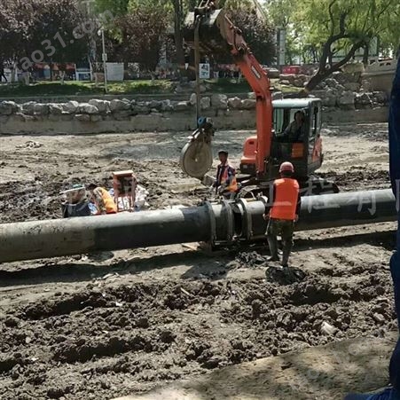 天津PE塑料管拉管施工 非开挖过路拉管施工