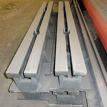供应铸铁地轨 车间设备地槽铁 按图加工铸铁地梁 床身铸件