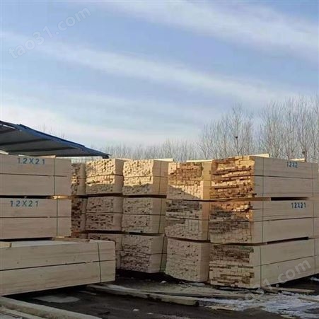 建筑木方价格 12x12白松建筑木方辐射松木方加工厂家定制销售_呈果木业