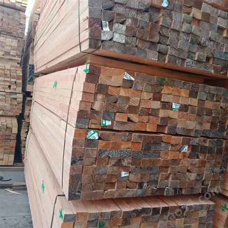 呈果木业 松木木方 现货供应建筑木方规格齐全 木方厂家直供