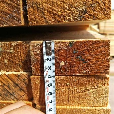 工地建筑木方 建筑方木厂家批发4*6辐射松木方呈果木业