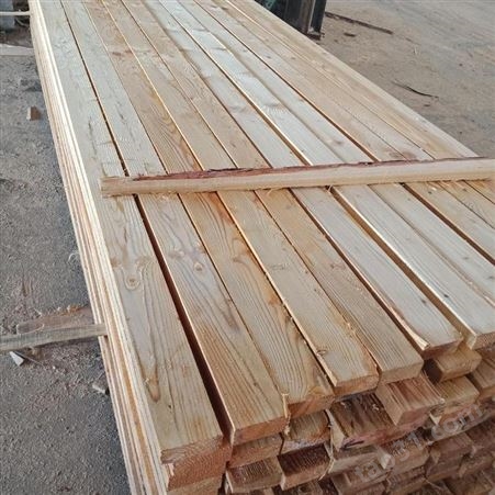呈果木业生态木方白松木方可定制建筑工程工地木方规格欢迎选购